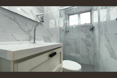 Studio para alugar com 34m², 1 quarto e 2 vagas Studio para alugar com 34m², 1 quarto e 2 vagasBanheiro