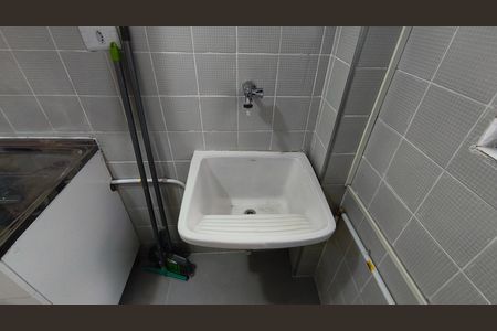 Studio para alugar com 34m², 1 quarto e 2 vagas Studio para alugar com 34m², 1 quarto e 2 vagasCozinha e Área de Serviço