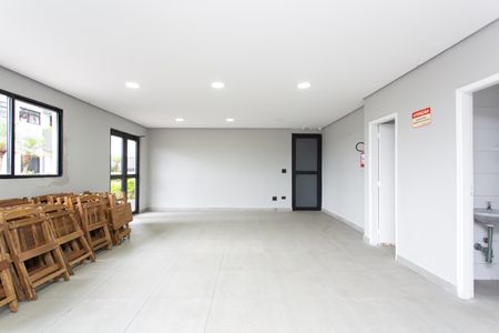 Apartamento para alugar com 56m², 2 quartos e 1 vagaÁrea comum - Salão de festas