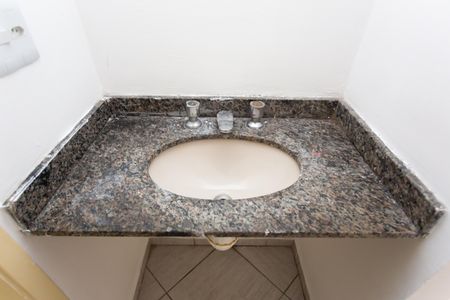 Apartamento para alugar com 56m², 2 quartos e 1 vagaBanheiro 2 - Detalhe