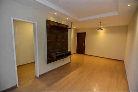 Apartamento para alugar com 86m², 2 quartos e 1 vaga Apartamento para alugar com 86m², 2 quartos e 1 vagaSala