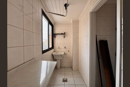 Apartamento à venda com 79m², 3 quartos e 1 vagaÁrea de Serviço