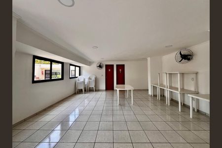 Apartamento à venda com 79m², 3 quartos e 1 vagaÁrea comum - Salão de festas