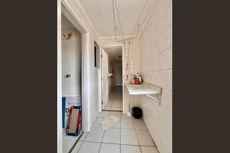 Apartamento à venda com 79m², 3 quartos e 1 vagaÁrea de Serviço