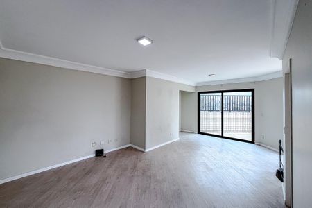 Apartamento à venda com 164m², 3 quartos e 3 vagas Apartamento à venda com 164m², 3 quartos e 3 vagasCobertura