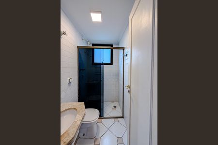 Apartamento à venda com 164m², 3 quartos e 3 vagas Apartamento à venda com 164m², 3 quartos e 3 vagasBanheiro de serviço