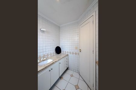 Apartamento à venda com 164m², 3 quartos e 3 vagas Apartamento à venda com 164m², 3 quartos e 3 vagasBanheiro da Suíte