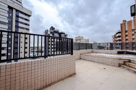Apartamento à venda com 164m², 3 quartos e 3 vagas Apartamento à venda com 164m², 3 quartos e 3 vagasCobertura