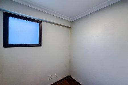 Apartamento à venda com 164m², 3 quartos e 3 vagas Apartamento à venda com 164m², 3 quartos e 3 vagasEscritório