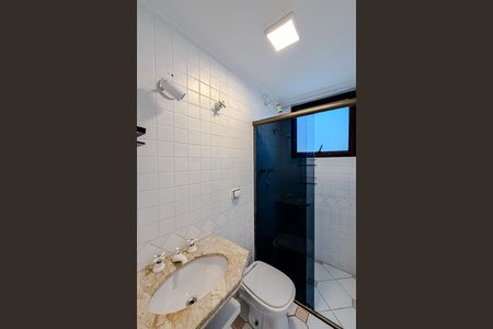 Apartamento à venda com 164m², 3 quartos e 3 vagas Apartamento à venda com 164m², 3 quartos e 3 vagasBanheiro de serviço