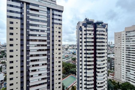 Apartamento à venda com 164m², 3 quartos e 3 vagas Apartamento à venda com 164m², 3 quartos e 3 vagasVista da Suíte