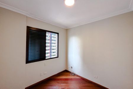 Apartamento à venda com 164m², 3 quartos e 3 vagas Apartamento à venda com 164m², 3 quartos e 3 vagasQuarto 1