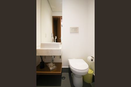 Apartamento à venda com 70m², 1 quarto e 2 vagasLavabo