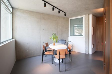 Apartamento à venda com 70m², 1 quarto e 2 vagasSala