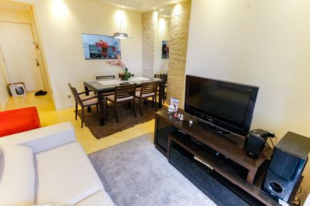 Apartamento à venda com 70m², 3 quartos e 2 vagas Apartamento à venda com 70m², 3 quartos e 2 vagasSala