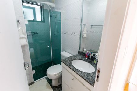 Apartamento à venda com 70m², 3 quartos e 2 vagasBanheiro Corredor