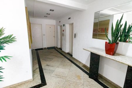 Apartamento à venda com 70m², 3 quartos e 2 vagasHall de entrada