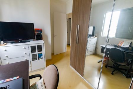 Apartamento à venda com 70m², 3 quartos e 2 vagasQuarto 2