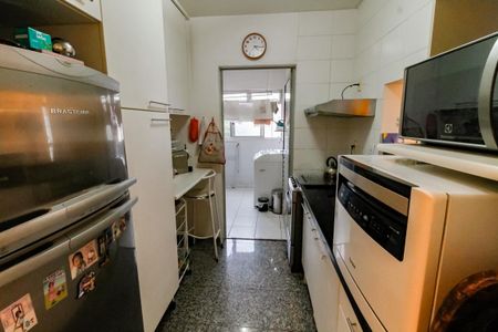 Apartamento à venda com 70m², 3 quartos e 2 vagas Apartamento à venda com 70m², 3 quartos e 2 vagasCozinha