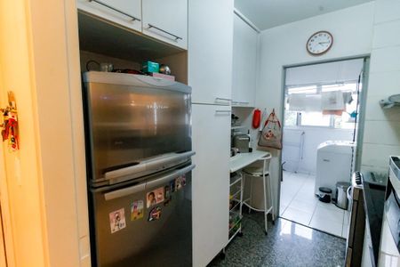 Apartamento à venda com 70m², 3 quartos e 2 vagas Apartamento à venda com 70m², 3 quartos e 2 vagasCozinha