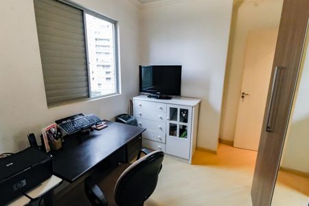 Apartamento à venda com 70m², 3 quartos e 2 vagas Apartamento à venda com 70m², 3 quartos e 2 vagasQuarto 2