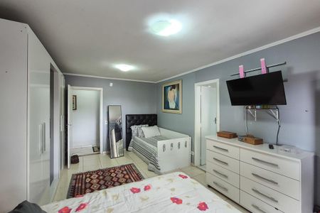 Casa para alugar com 376m², 4 quartos e 1 vaga Casa para alugar com 376m², 4 quartos e 1 vagaSuíte 1