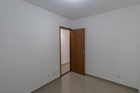 Quarto 1 de apartamento à venda com 2 quartos, 51m² em Vila Augusta, Guarulhos