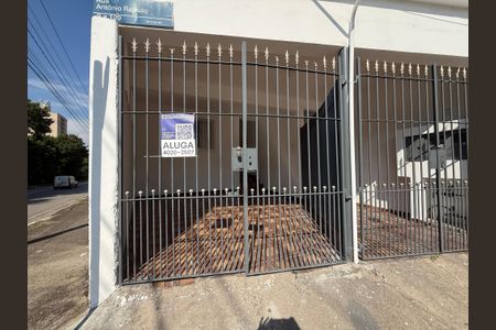 Casa para alugar com 95m², 3 quartos e 1 vagaPlaca