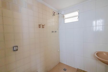 Casa para alugar com 95m², 3 quartos e 1 vagaBanheiro Social
