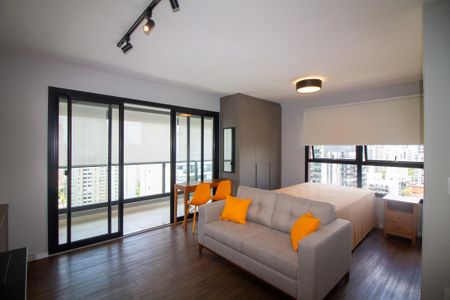 Sala / Quarto - Studio de kitnet/studio à venda com 1 quarto, 39m² em Campo Belo, São Paulo