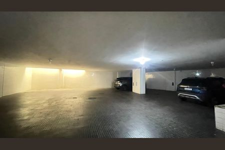 Garagem de apartamento à venda com 3 quartos, 180m² em Tijuca, Rio de Janeiro