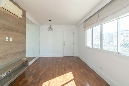 Apartamento à venda com 97m², 2 quartos e 1 vaga Apartamento à venda com 97m², 2 quartos e 1 vagaSala
