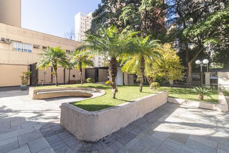 Apartamento à venda com 97m², 2 quartos e 1 vaga Apartamento à venda com 97m², 2 quartos e 1 vagaFachada