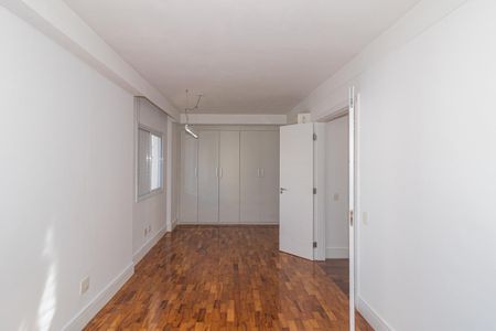 Apartamento à venda com 97m², 2 quartos e 1 vaga Apartamento à venda com 97m², 2 quartos e 1 vagaQuarto Suíte