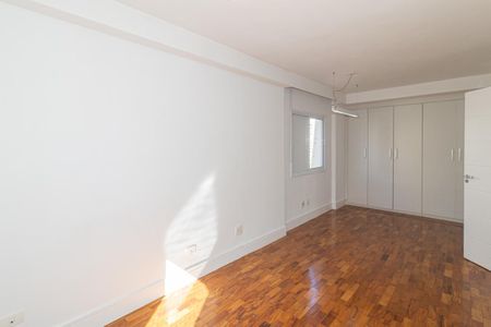 Apartamento à venda com 97m², 2 quartos e 1 vaga Apartamento à venda com 97m², 2 quartos e 1 vagaQuarto Suíte