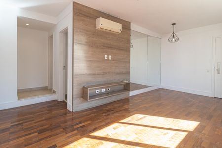 Apartamento à venda com 97m², 2 quartos e 1 vaga Apartamento à venda com 97m², 2 quartos e 1 vagaSala