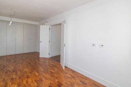 Apartamento à venda com 97m², 2 quartos e 1 vaga Apartamento à venda com 97m², 2 quartos e 1 vagaQuarto Suíte
