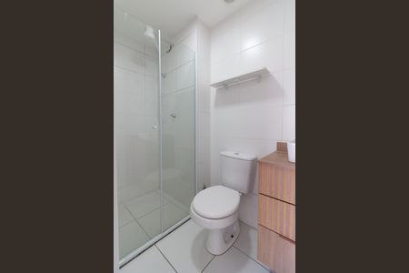 Banheiro de apartamento para alugar com 1 quarto, 37m² em Ferreira, São Paulo