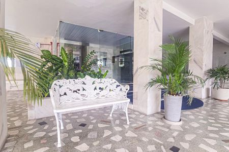 Apartamento para alugar com 70m², 2 quartos e 1 vaga Apartamento para alugar com 70m², 2 quartos e 1 vagaHall de Entrada