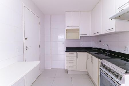 Apartamento para alugar com 70m², 2 quartos e 1 vaga Apartamento para alugar com 70m², 2 quartos e 1 vagaCozinha