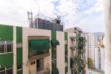 Vista do Quarto 1 de apartamento para alugar com 2 quartos, 70m² em Todos Os Santos, Rio de Janeiro