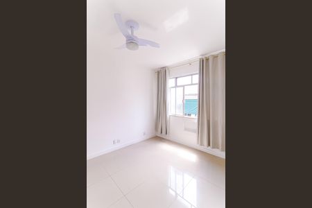 Quarto 1 de apartamento para alugar com 2 quartos, 70m² em Todos Os Santos, Rio de Janeiro