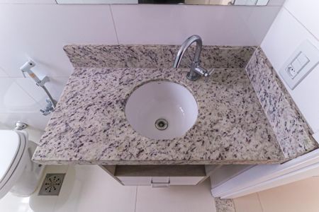 Apartamento para alugar com 70m², 2 quartos e 1 vaga Apartamento para alugar com 70m², 2 quartos e 1 vagaBanheiro