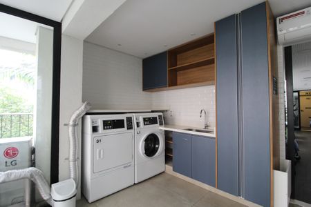 Studio à venda com 32m², 1 quarto e sem vagaÁrea Comum - Lavanderia