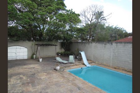 Casa para alugar com 500m², 3 quartos e 5 vagasÁrea externa