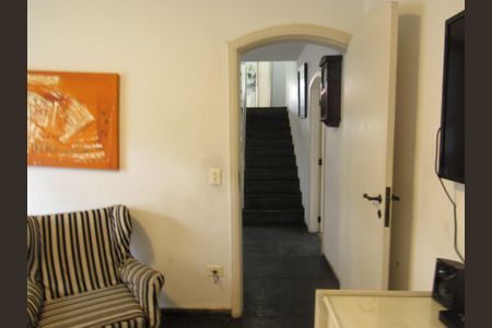 Casa para alugar com 500m², 3 quartos e 5 vagasSala de TV