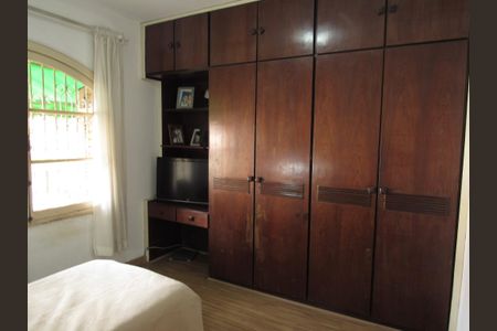 Casa para alugar com 500m², 3 quartos e 5 vagasQuarto 2