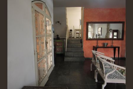 Casa para alugar com 500m², 3 quartos e 5 vagasSala