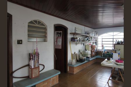 Casa para alugar com 500m², 3 quartos e 5 vagasAteliê