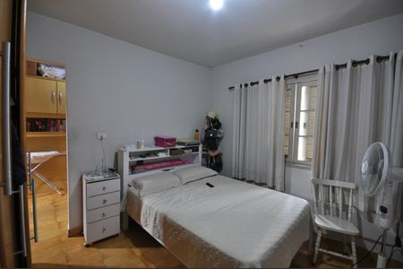 Casa à venda com 200m², 4 quartos e 2 vagasQuarto 1